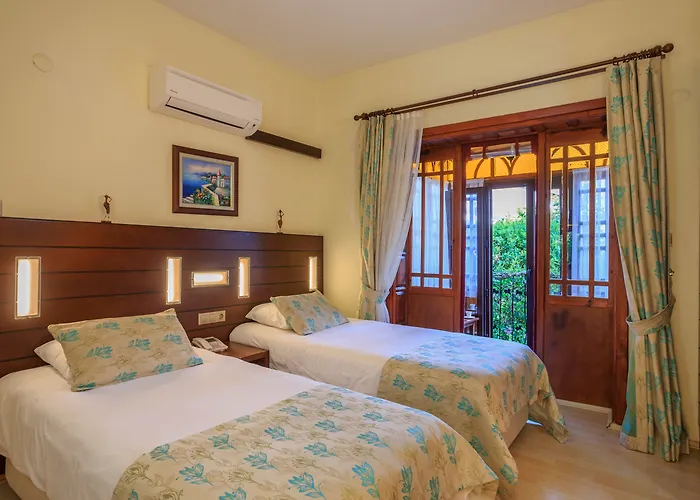 Hotel Daffodil 3*