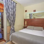 Daffodil Hotel