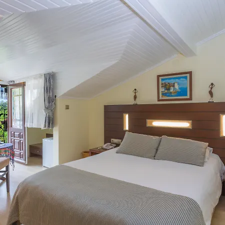 Hotell Daffodil 3*