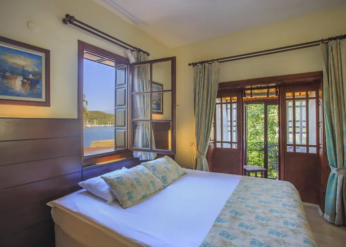 Hotell Daffodil 3*